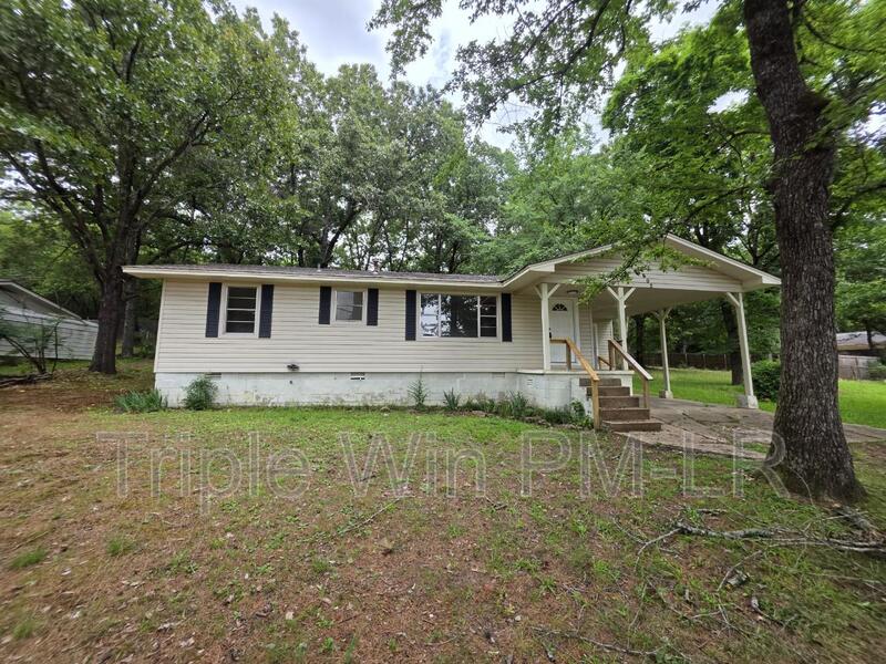 Searcy House: 602 J K Street