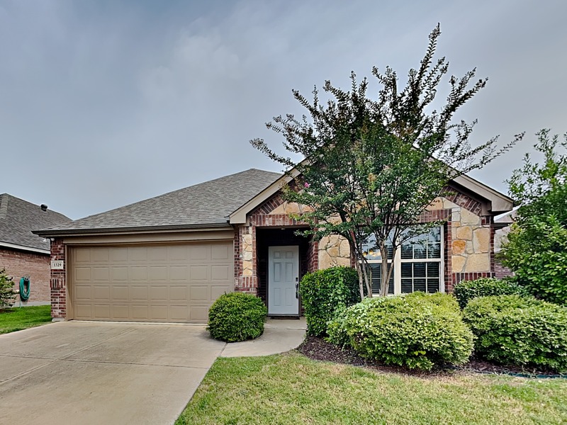 Little Elm House: 1329 Villa Paloma Blvd
