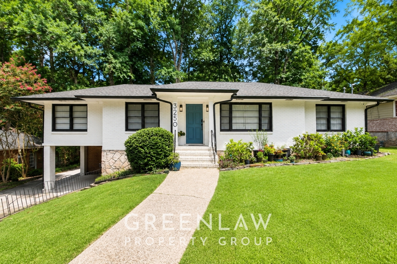 Avondale Estates Condo: 3250 Wynn Drive
