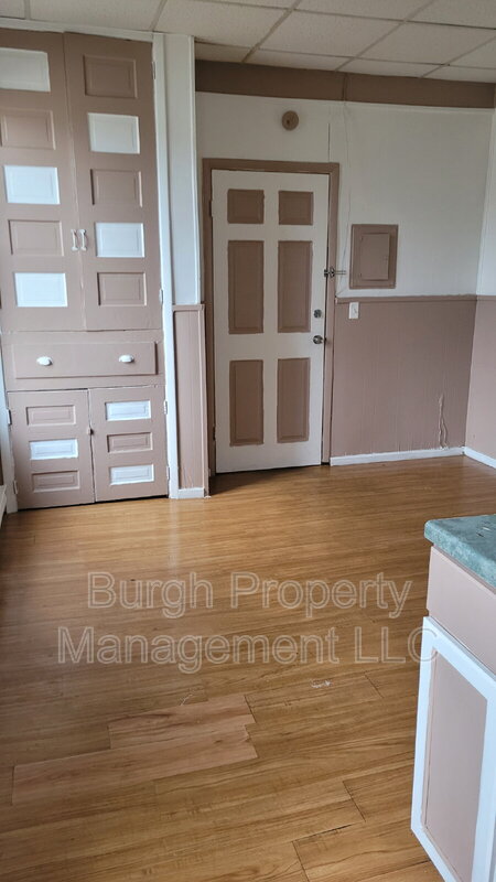 Washington Condo: 984 Jefferson Avenue