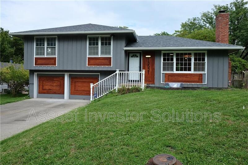 Grandview House: 13521 Belmeade Ave