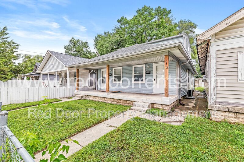 Indianapolis House: 970 Edgemont Ave.