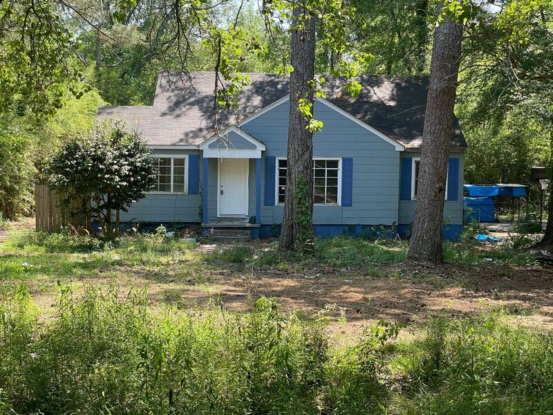 Jackson House: 267 Woody Drive
