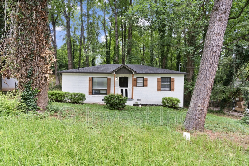 Atlanta House: 312 Banberry Drive Southeast