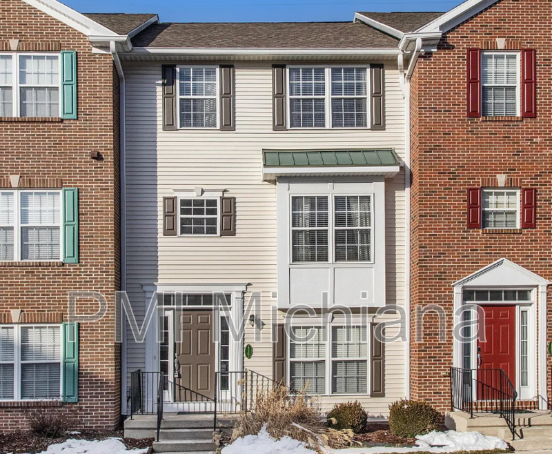 South Bend Townhome: 129 Clancy Street