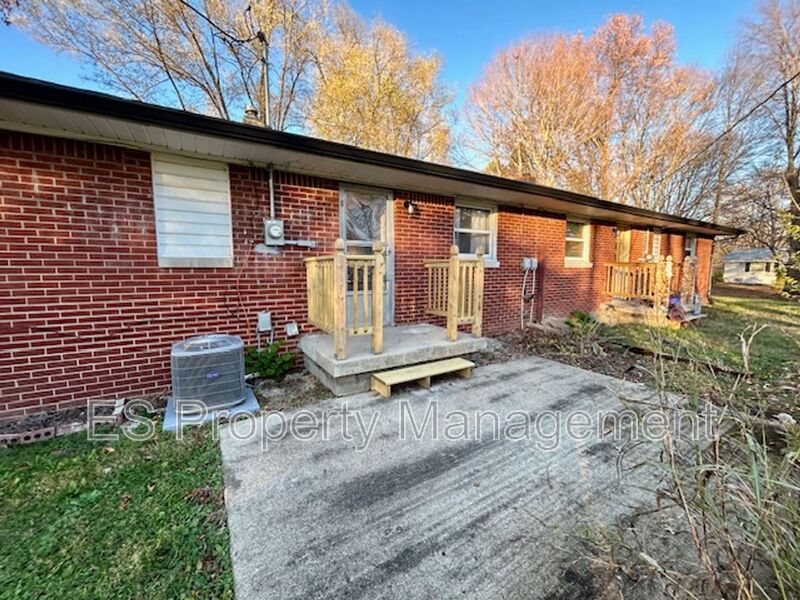 Beautiful 2 bedroom 1/2 duplex in Avon, IN! - Photo 16