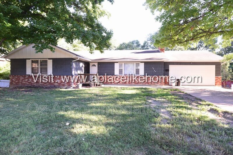 Kansas City House: 3640 Washington Ave
