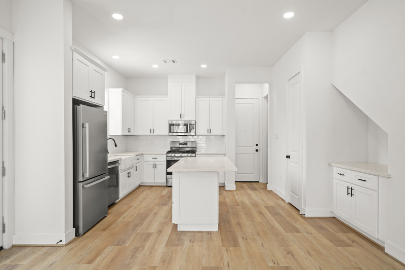 Houston House: 3419 Tuam Street