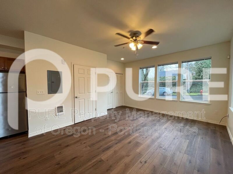 Portland House: 5490 SE Milwaukie Avenue