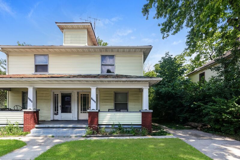 Springfield House: 1606/1608 W High St.