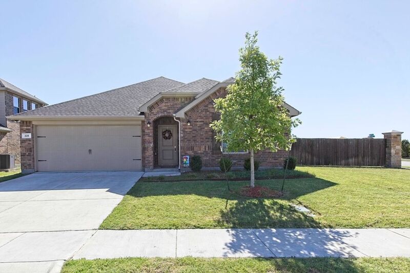 Anna House: 228 Copper Switch Drive