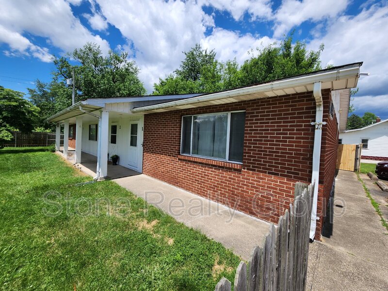 Terre Haute Condo: 2008 N 25th Street