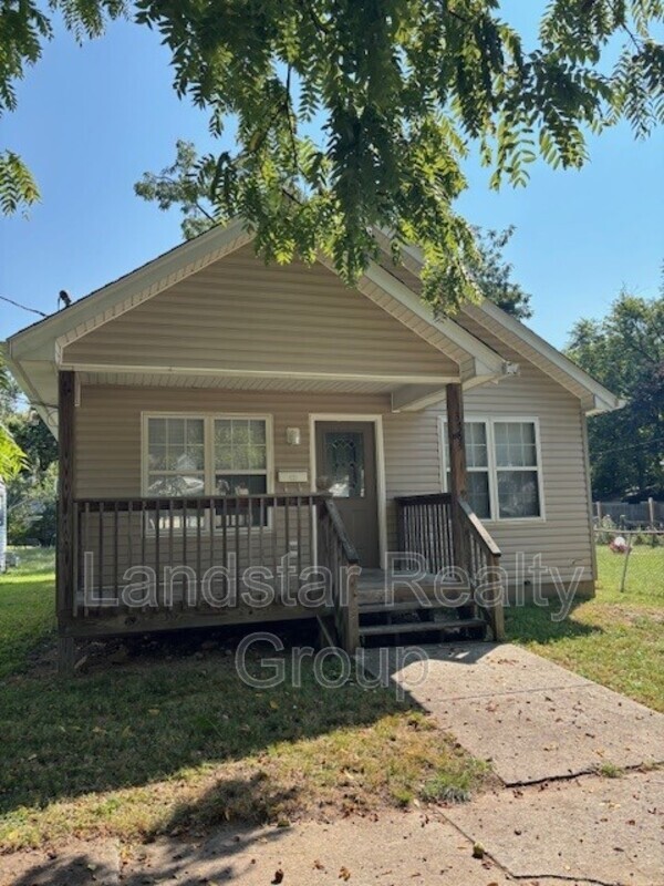 Louisville House: 3763 Parthenia ave