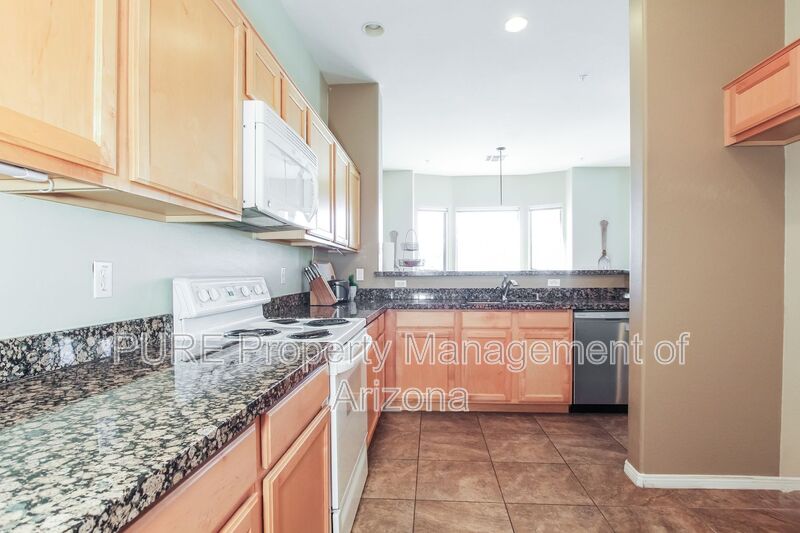 Scottsdale Townhome: 16420 N Thompson Peak Pkwy