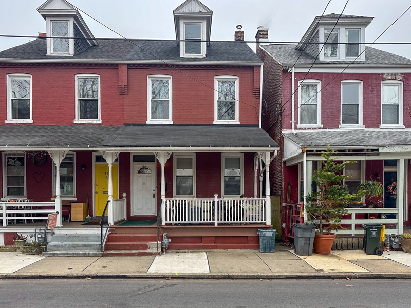 Lancaster House: 19 Locust Street