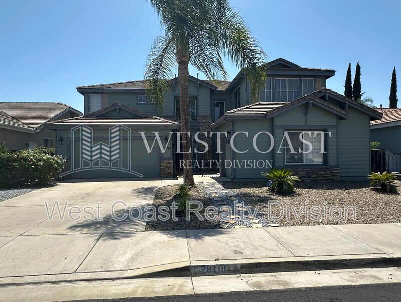 Murrieta House: 26719 Evergreen Avenue