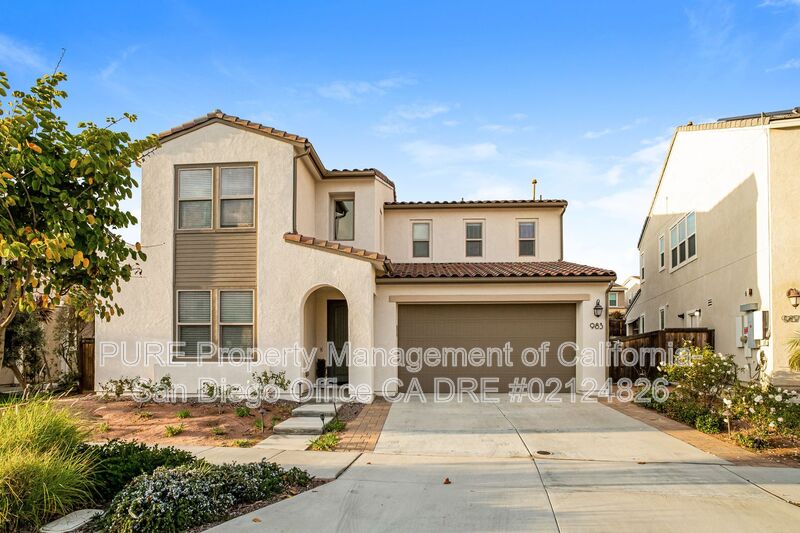 Chula Vista House: 983 Camino Levante