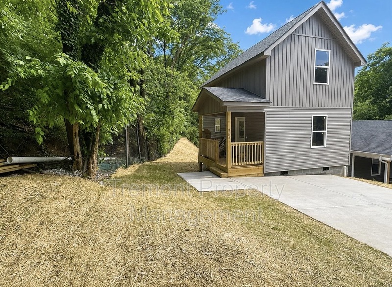 Chattanooga House: 2708 East 21st Street