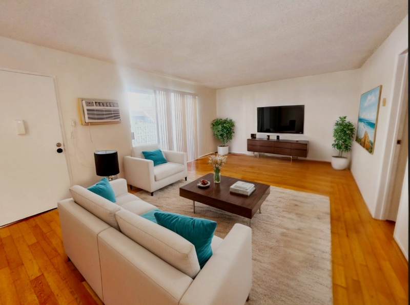 Los Angeles Condo: 425 North Hobart Blvd. - 103