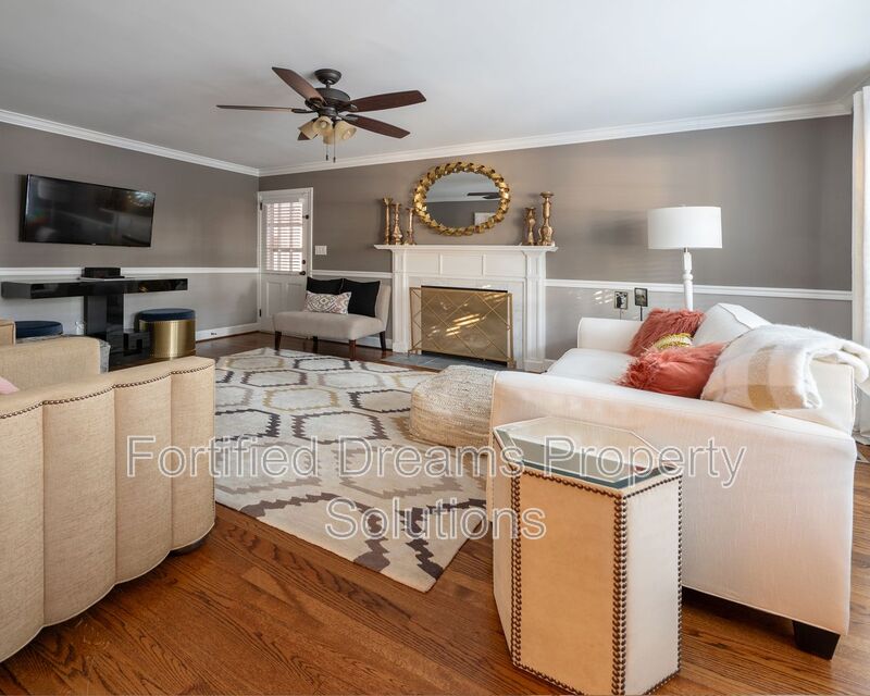 High Point House: 1410 Fernwood Drive