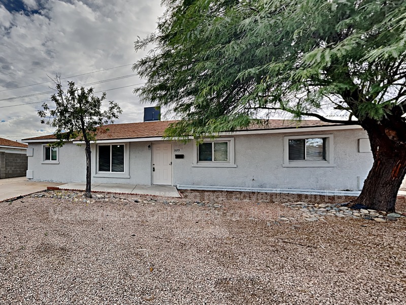 Phoenix House: 3129 W Montebello Ave