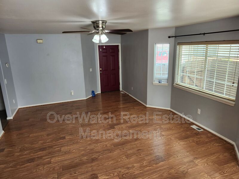Anchorage House: 6922 Gold Kings Ave