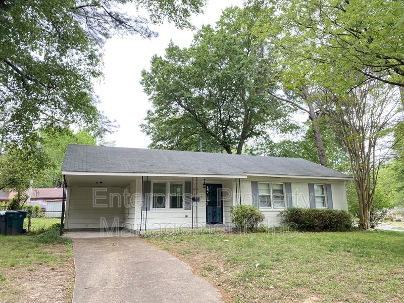 Memphis House: 1215 Mt Moriah Rd