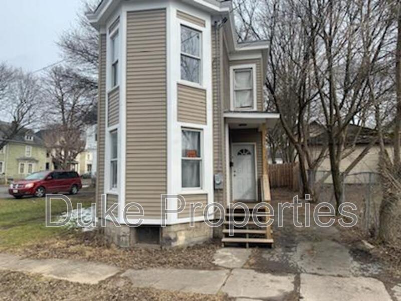 Auburn House: 6 Parsons St.,