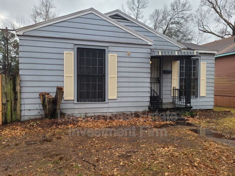 Shreveport House: 3603 Darien St