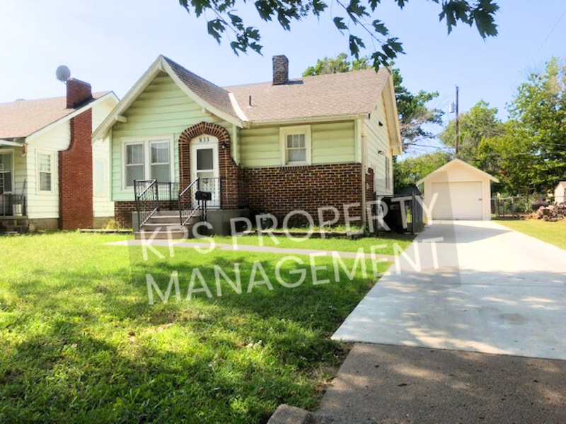 Wichita House: 833 South Green Street