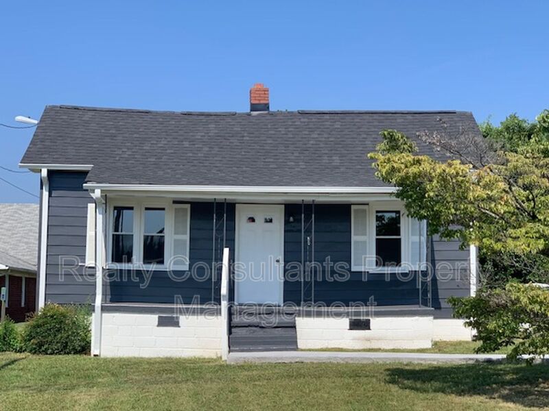 Request a Viewing for 510 Norwalk Street Tenant Turner