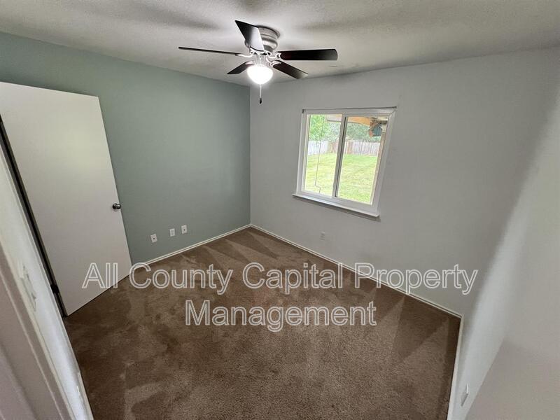 Main Rental Photo 12