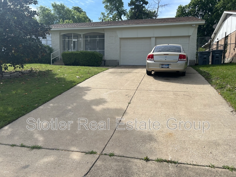 Dallas House: 3528 Keyridge Drive