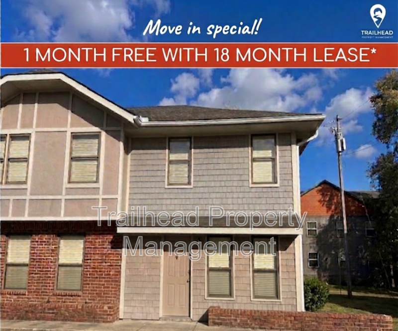 Ferrelview Townhome: 219 N Garrison Ave