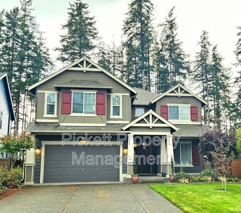 Port Orchard House: 4164 SW Colbert Way