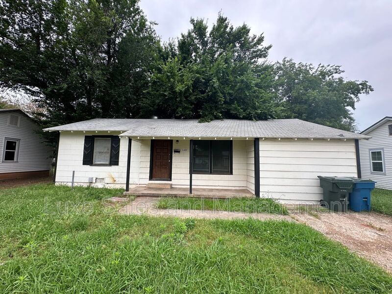 Midwest City House: 3409 Willow Creek Dr.
