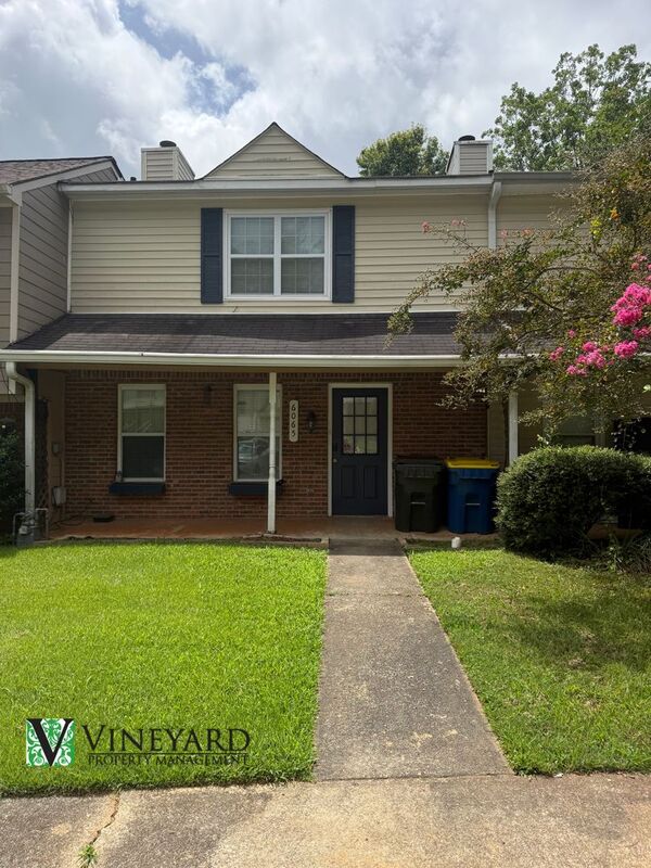 Kennesaw Townhome: 6065 Sand Wedge Circle NW