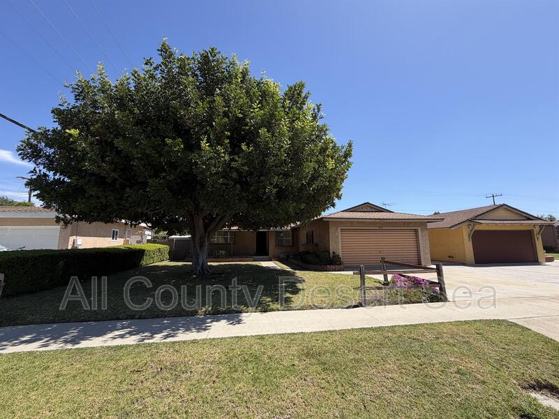 Stanton House: 10250 Masterson Ave