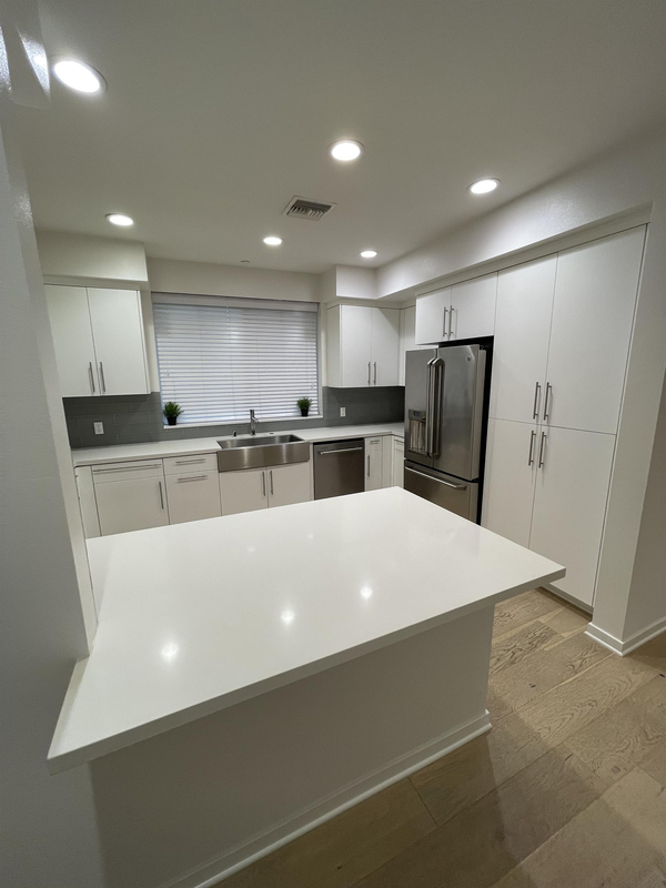 Los Angeles Condo: 4240 Laurel Canyon Boulevard