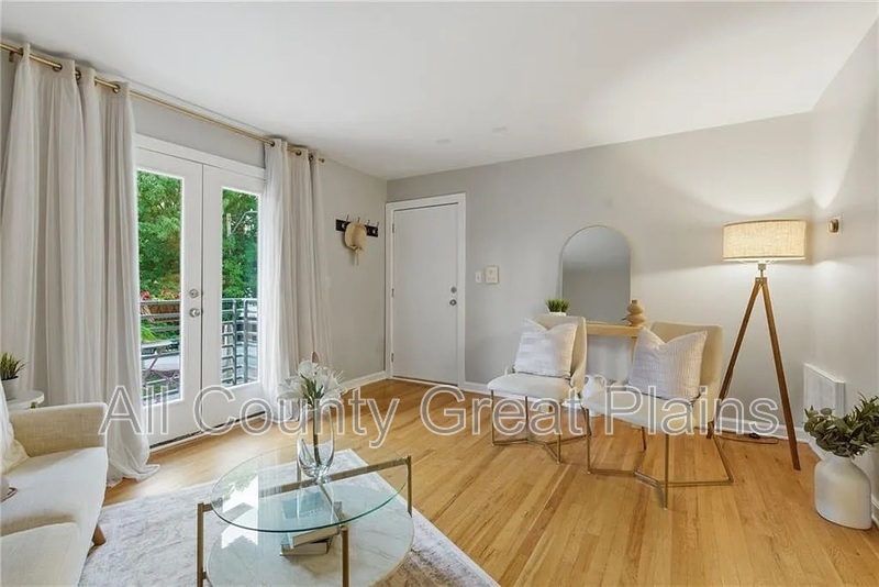 Main Rental Photo 6