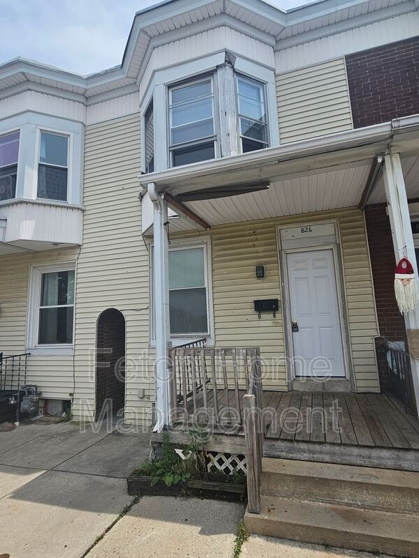 York House: 826 Wallace Street