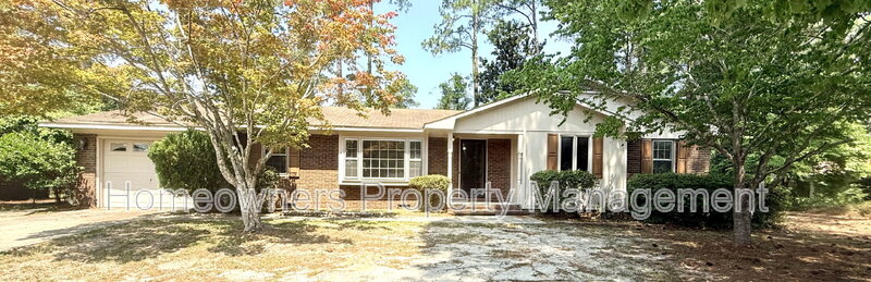 Fayetteville House: 1525 Trevino Dr