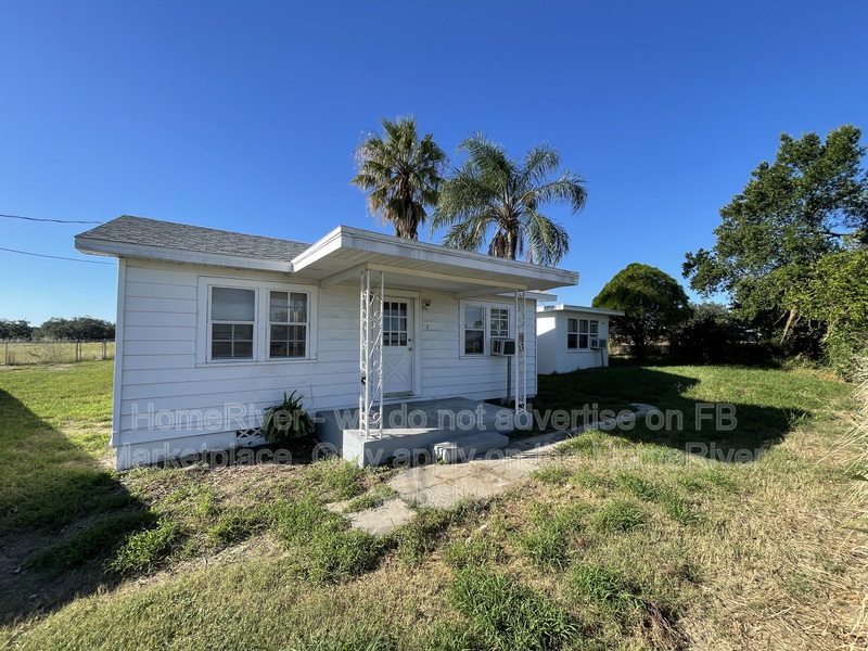 Davenport House: 425 South Blvd E