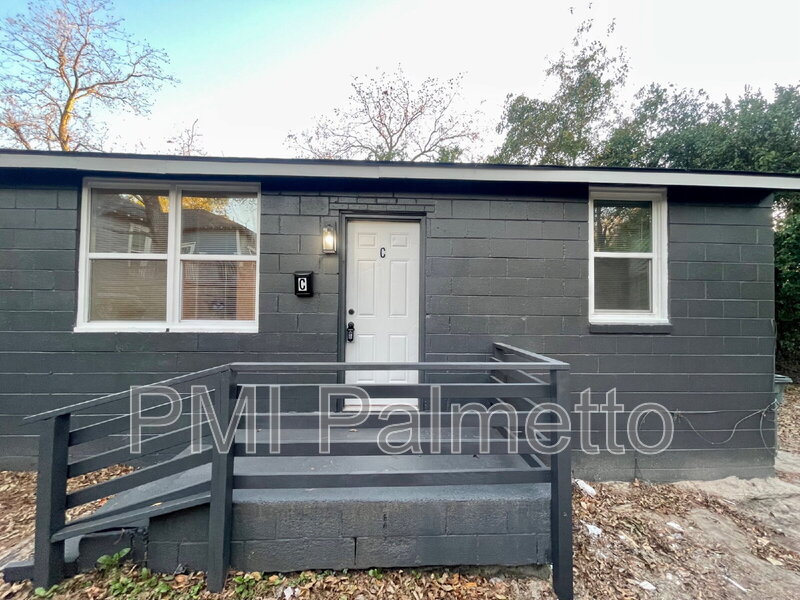 Columbia Condo: 2205 Harper Street