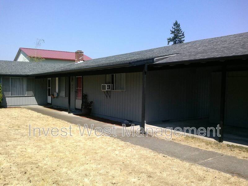 VANCOUVER House: 415 NE 104 AVENUE