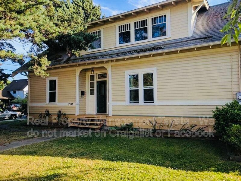 Bellingham House: 1405 Halleck St