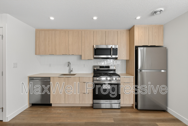 Edmonton Townhome: 11113 51 Street