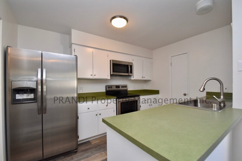 Novato Condo: 110A Oliva Ct