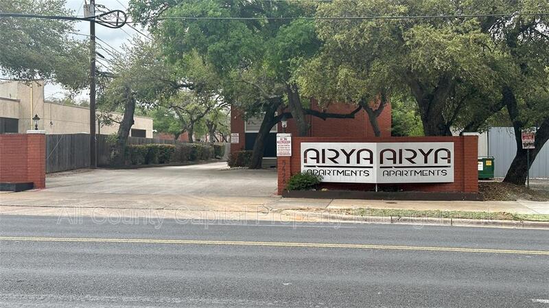 Austin Condo: 5426 Menchaca Road, #220,