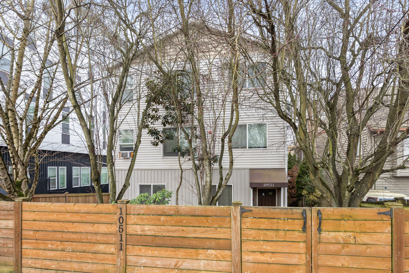 Seattle Condo: 10511 Midvale Ave N